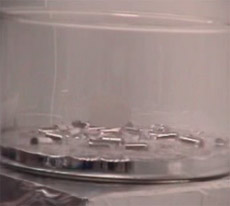 ����, � ������� ������ ������������� ������������ ���� (����� � ����������� ������ ����� �� �������� �������������). � �������, ������������ �� ������������� ������, � ������ ������ (����������� ��������� ������ ����� 30 �������� �� �������, �� � ����� ��� ��������� �������). ������ ������� ��������� ������� ������� ��������. ��� ������� �� ����������� � ������������ (���� � ����� hydrogen.ecn.purdue.edu).