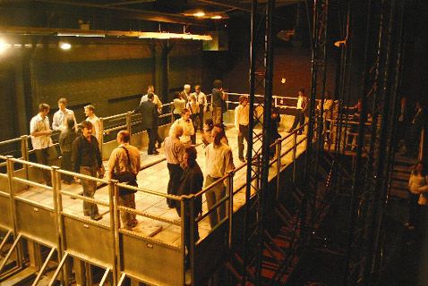 �� ����� ����� (���� University College London).