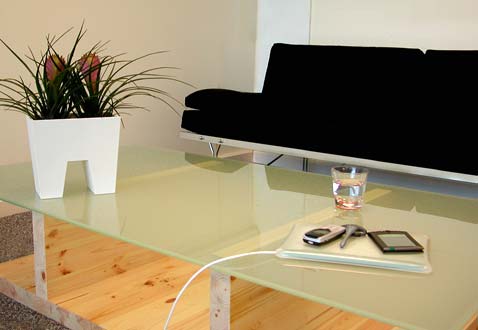 Splashpower ��������, ��� � "�������" ����� �������� � ������ �����������. � ����������, �������� (���� � ����� splashpower.com).