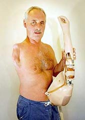      . ,         ( Donald MacLeod).