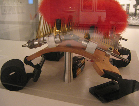 Augmented Dog Hackle&nbsp;� ��� ������������ ������ � ���� �������������� ���������� ������� ��� �����. ����� �� ������ ������ ����� �������&nbsp;� �����, �������, �� �������� (���� WMMNA).