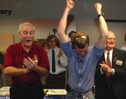     ()   . ,    NASA      Spirit (   jpl.nasa.gov).