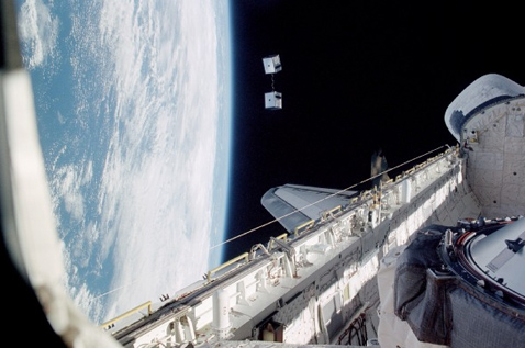 NASA  DARPA          .     Endeavor, 2002  (   mordred.cs.ucla.edu).