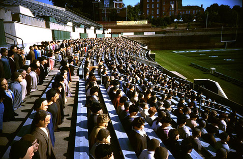          4-5 . , ,  - ,       ( GLOPS/Flickr.com).