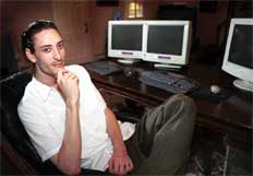        -   (Tom Cowles).     ,  , ,  $12    ( amarillonet.com).