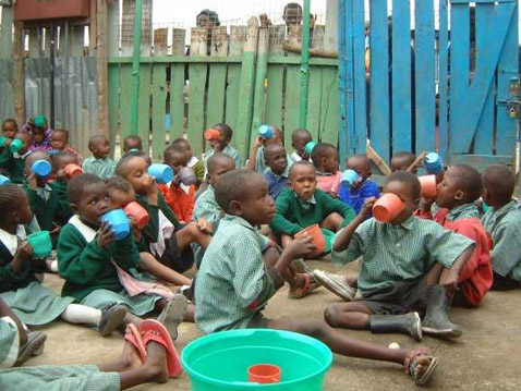    . ""    ( David Snuggs/handshaketokware.org.uk).