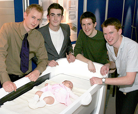 ������� ���������� ������������� (��� ���� ���&nbsp;� ���������), �� ������� � ������������� ������� ��������� (�� �������� � ������), ������������ ������� (���� � ����� intellicot.com).