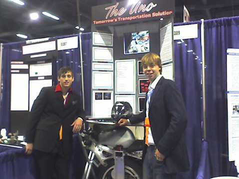 Tango � ��� ��������� (������ � �����) �� ������� � ���-������� (���� � ����� basef.ca).