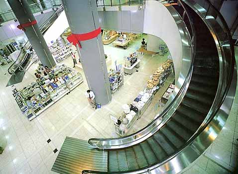  ""     Yamako,    (   mitsubishi-elevator.com).