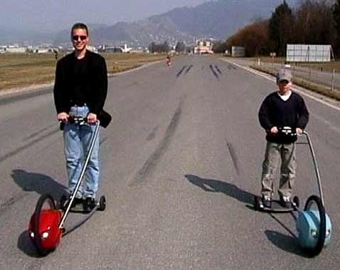  ""  EasyGlider  , ,  (   gizmo.com.au).