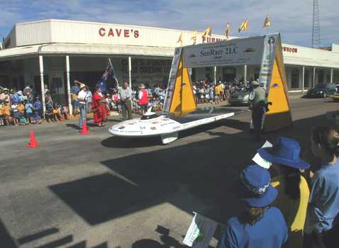   SunRace 2001   " " (Spirit of Canberra),    Lake Tuggeranong College