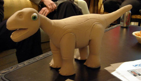 ������� ������� Pleo ���������� �� ������, ������� �������� �� �������� � 3 �������� (���� � ����� pcmag.com).