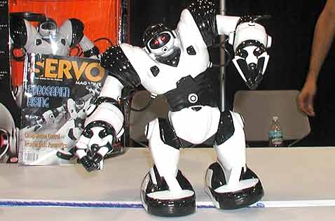 ������� ����������� � ������� Robosapien ����� ������ ������� ������ �������������. ��� ���� � $100 ��� ��� �� �������, � ������ ����������� �������� (���� � ����� theinquirer.net).