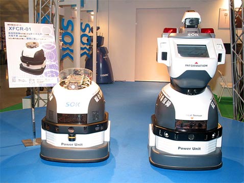 XFCR-01&nbsp;� ����������������� ������ ������-��������� � ������� ������ �������� � ��� (���� pc.watch.impress.co.jp).