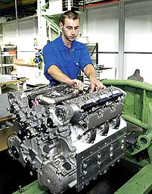    "890" (   mtu-friedrichshafen.com).