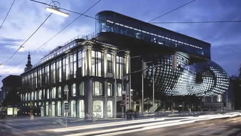    ,    . Kunsthaus Graz (   bix.at).