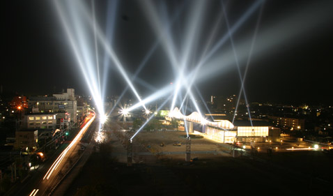 ,   ,     ,       15 .  ? ( Rafael Lozano-Hemmer).