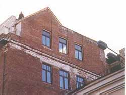 49_4.jpg (14021 bytes)