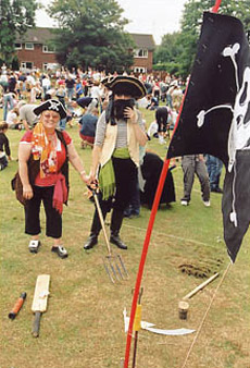        ! (   wormcharming.com).