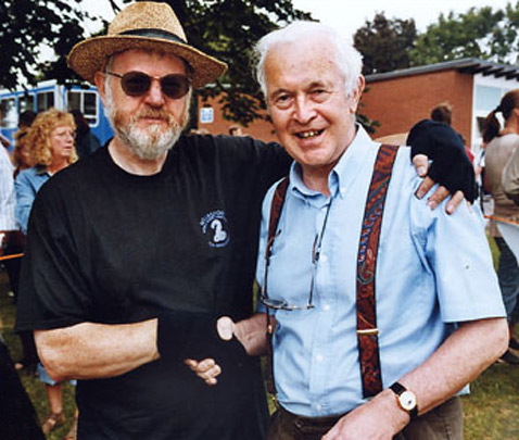           () (   wormcharming.com).