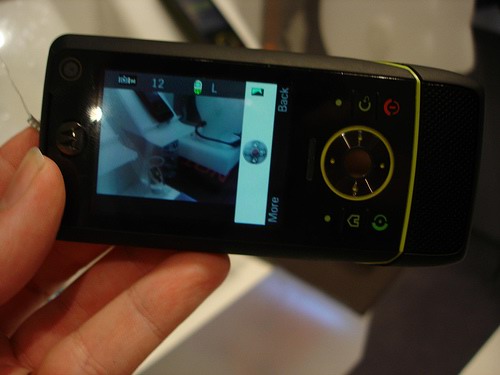 Motorola RIZR Z8