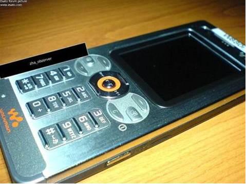Sony Ericsson W880i