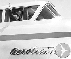 ����� ��� (Harley Earl), ����-��������� GM � ������� �������� ��������, �� ����������� Aerotrain (���� � ����� carofthecentury.com).