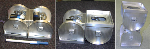 ������ �������� ������ SuperBot � ��������� ��� ����������� (���� Polymorphic Robotics Laboratory).