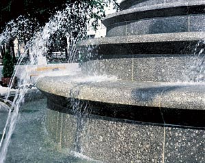 Гранит Возрождение. Фонтан Александр и Натали, Москва